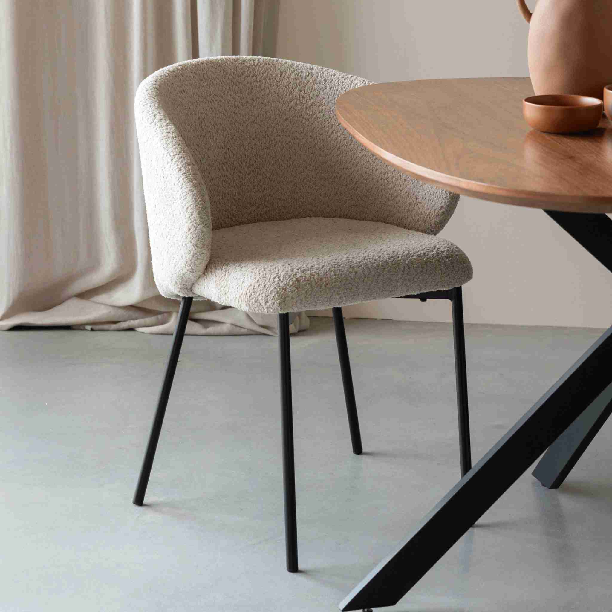 ZILT Eetkamerstoel Dondrea Bouclé - Off White