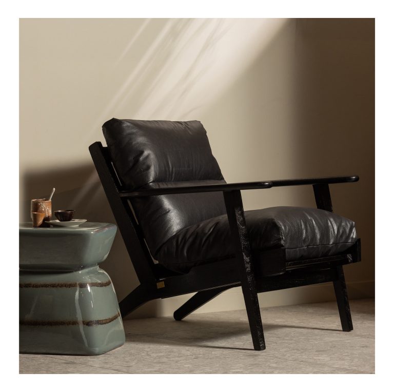 WOOOD Fauteuil Houston Acaciahout - Zwart - BePureHome