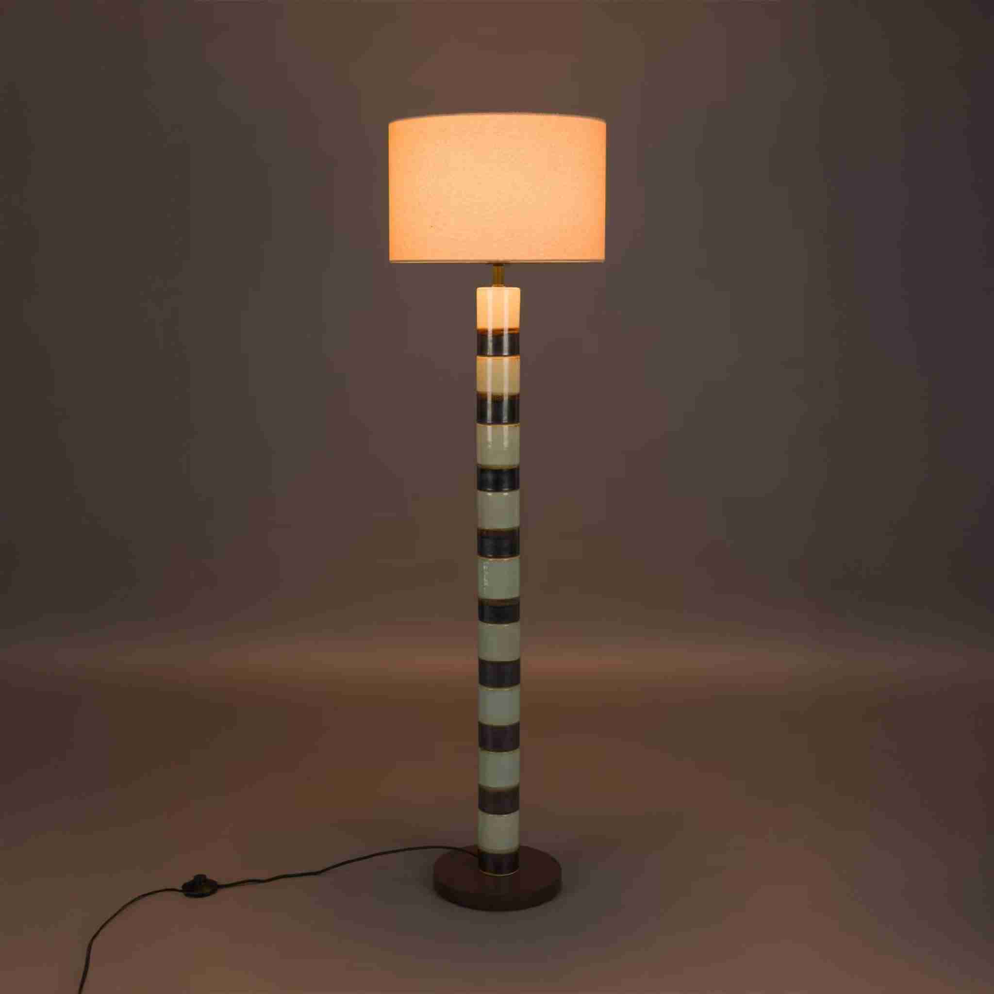 Dutchbone Vloerlamp Vertigo 143cm hoog - Groen