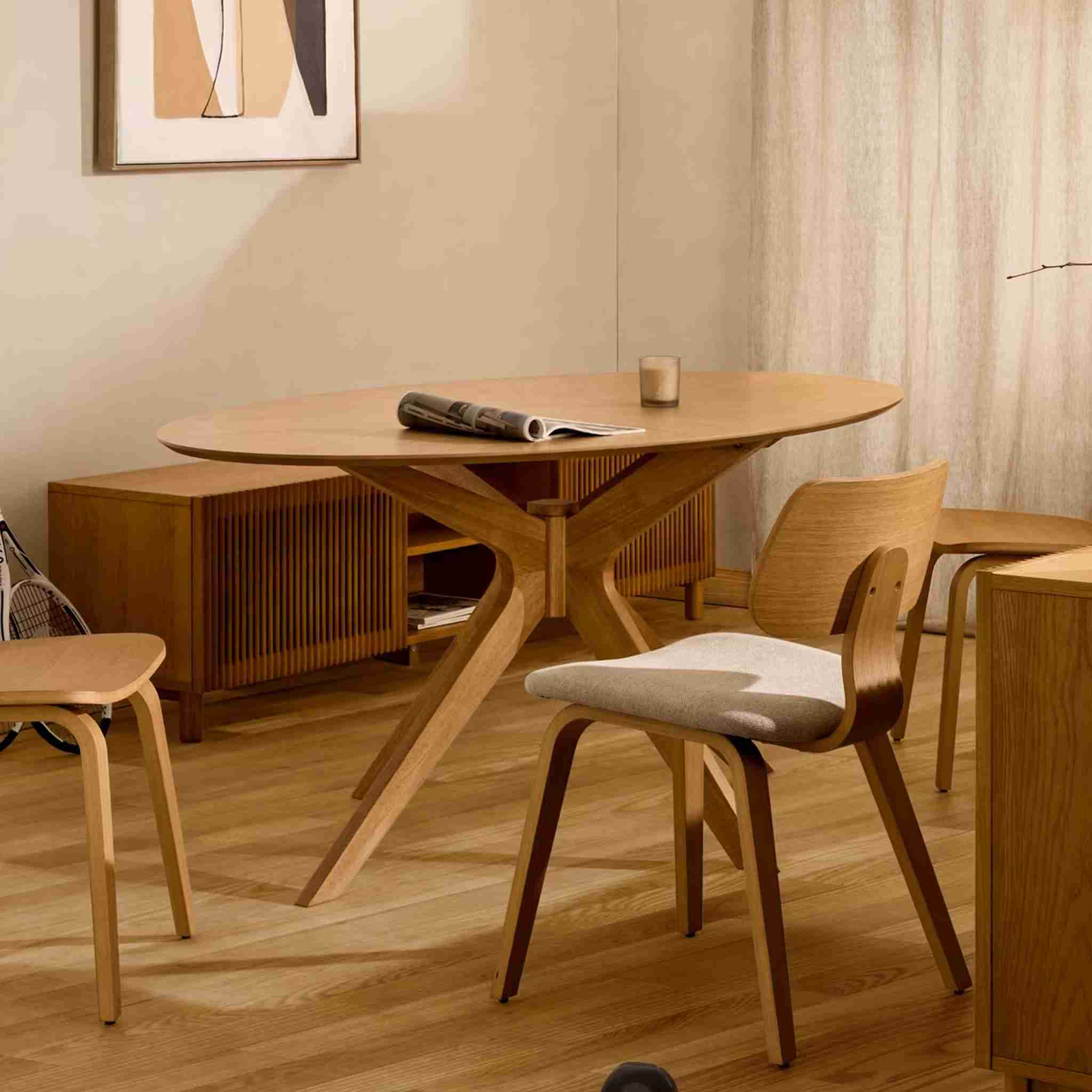 Kave Home Ovale Eettafel Naanim Eiken en rubberhout, 180 x 110cm - Ovaal