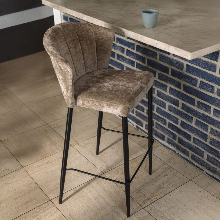 Dutchbone Barstoel 'Georgia' Chenille, kleur Beige (zithoogte 75cm)