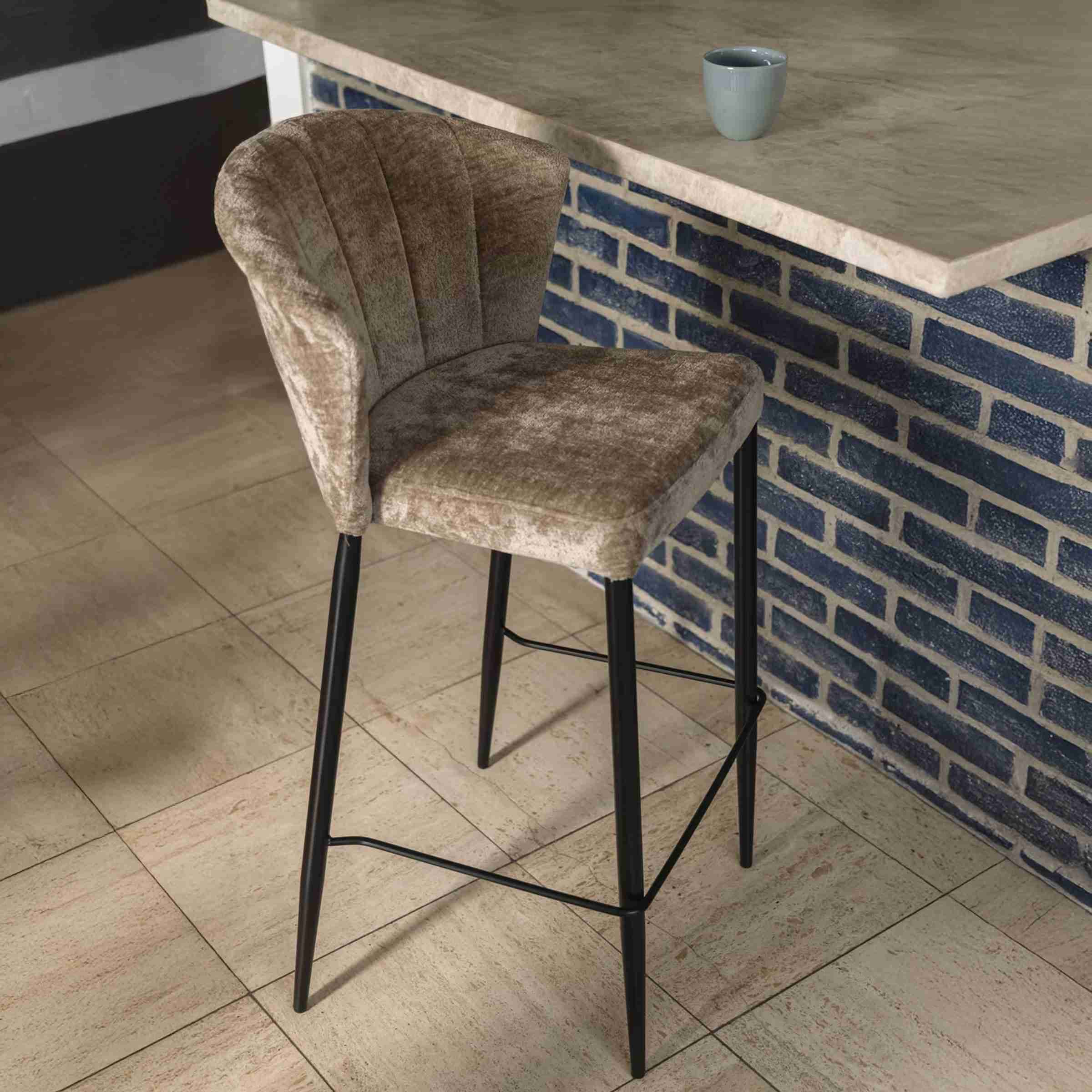 Dutchbone Barstoel 'Georgia' Chenille, kleur Beige (zithoogte 75cm)