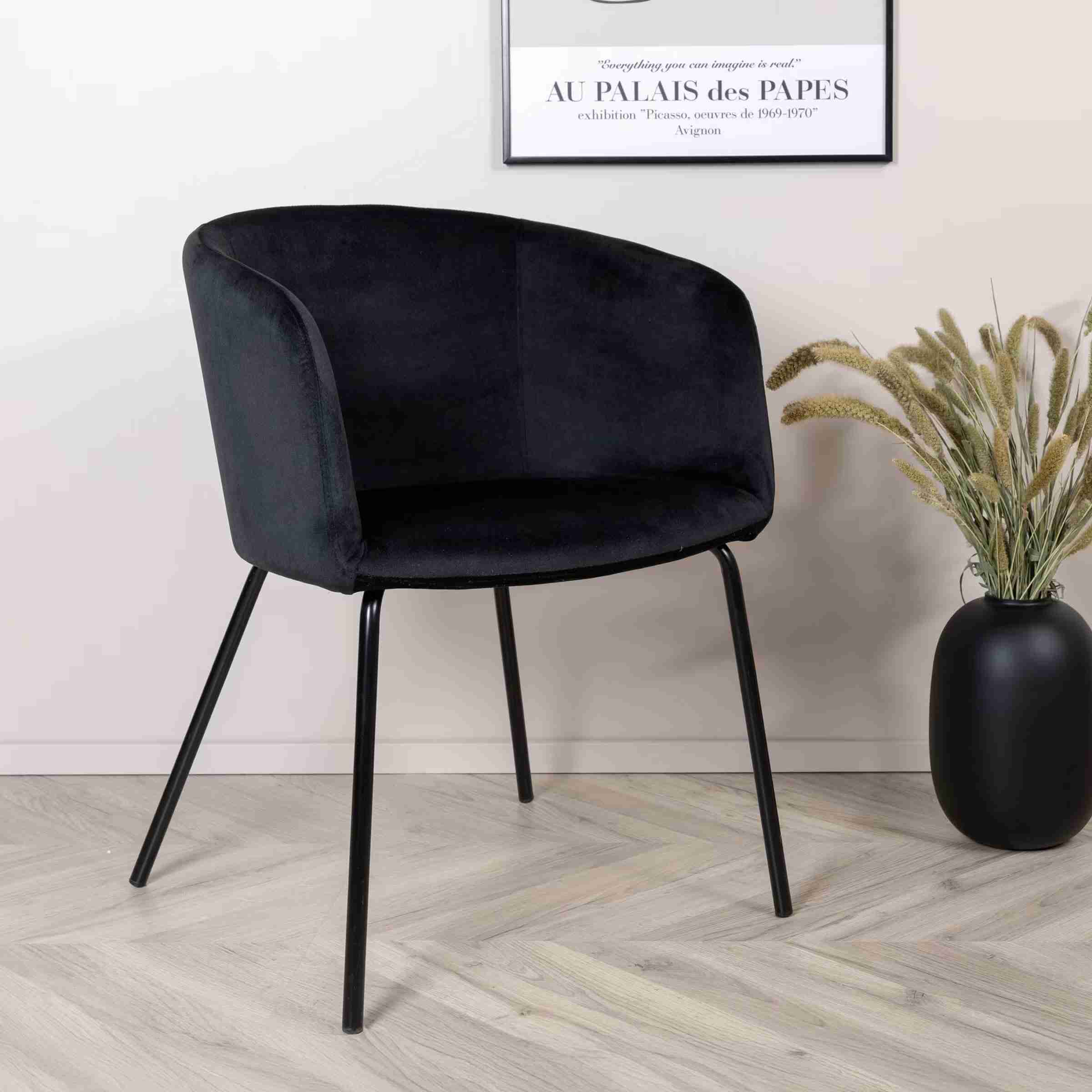 Nohr Eetkamerstoel 'Karna' Velvet, kleur Zwart