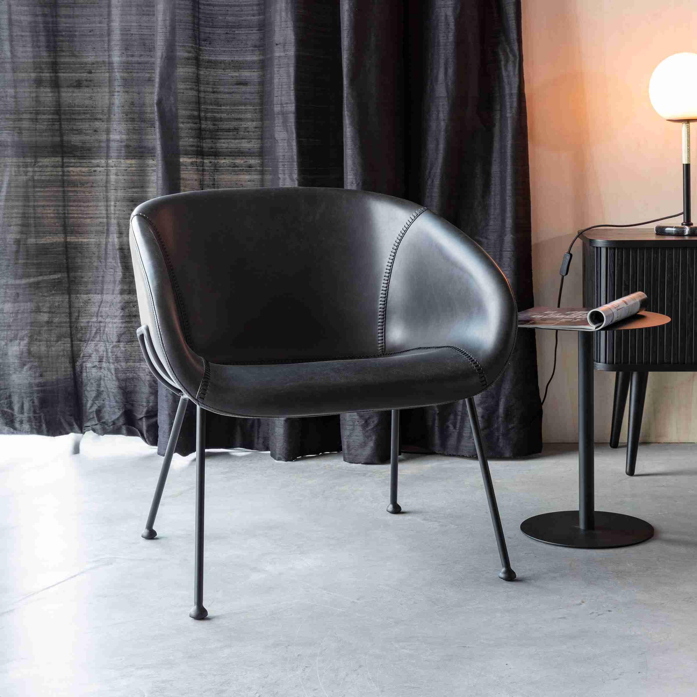 Zuiver Fauteuil 'Feston' PU leer, kleur Zwart