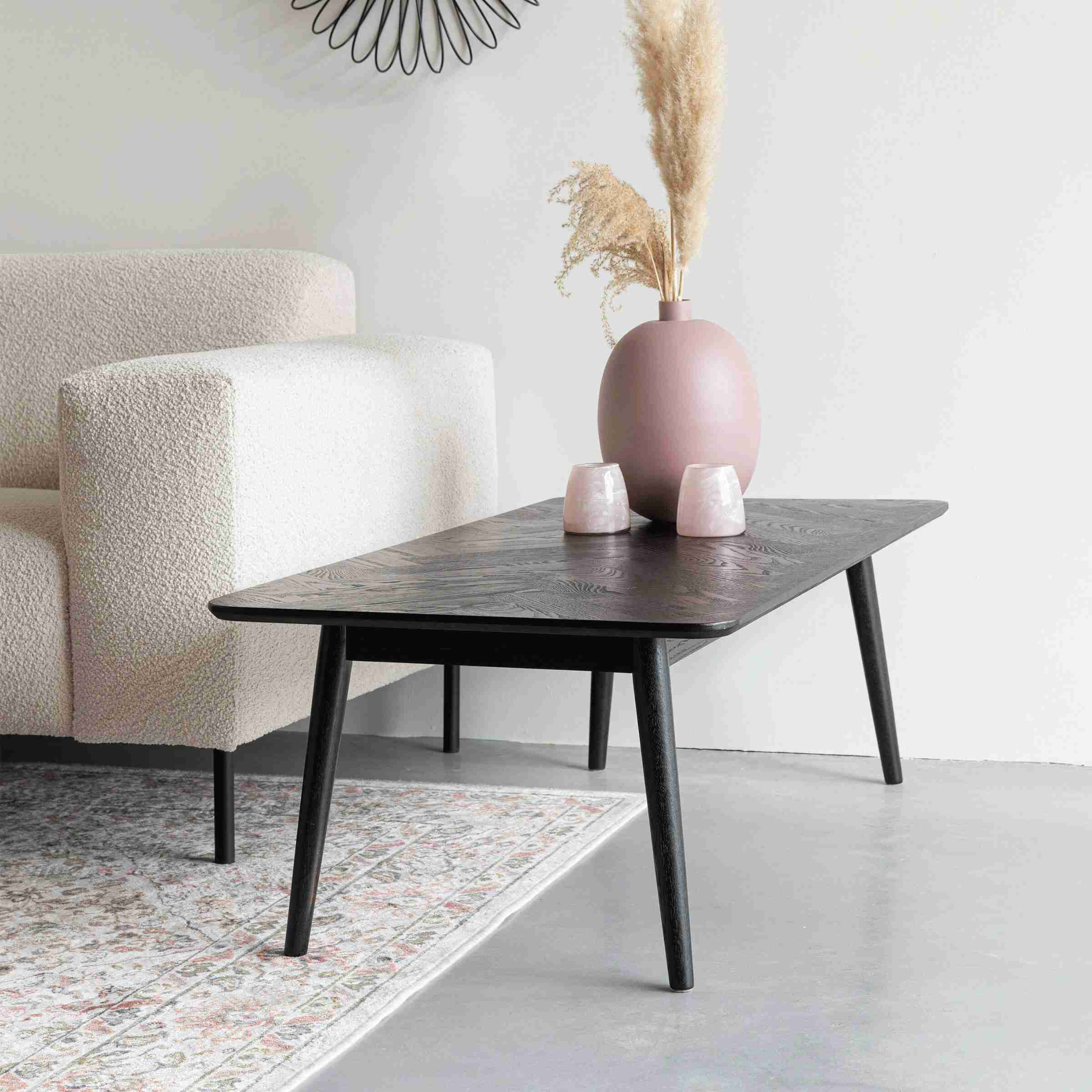 ZILT Salontafel 'Hany' Essenhout Visgraat, 120 x 60cm, kleur Zwart