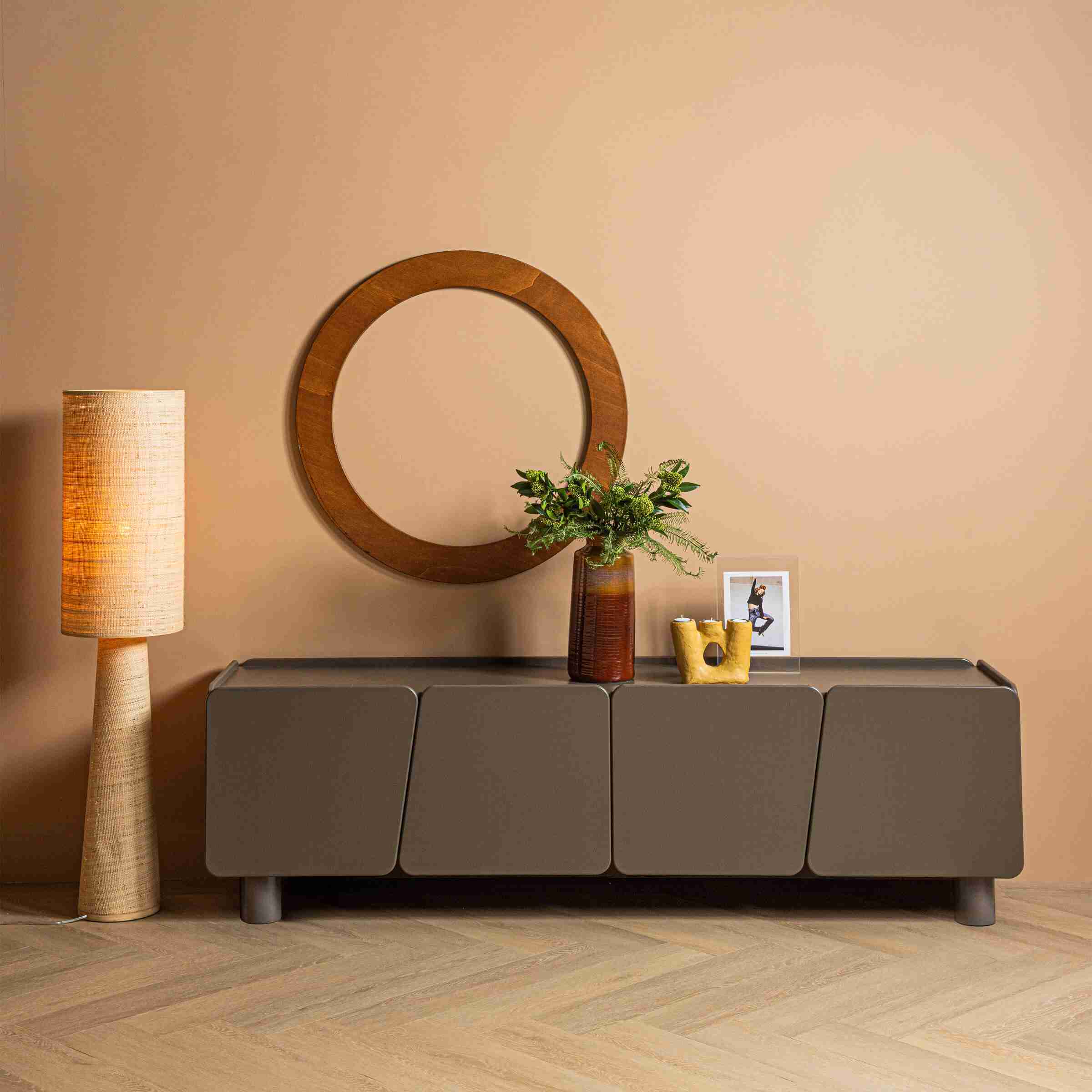 WOOOD TV-meubel Root Grenenhout, 200cm - Truffelbruin