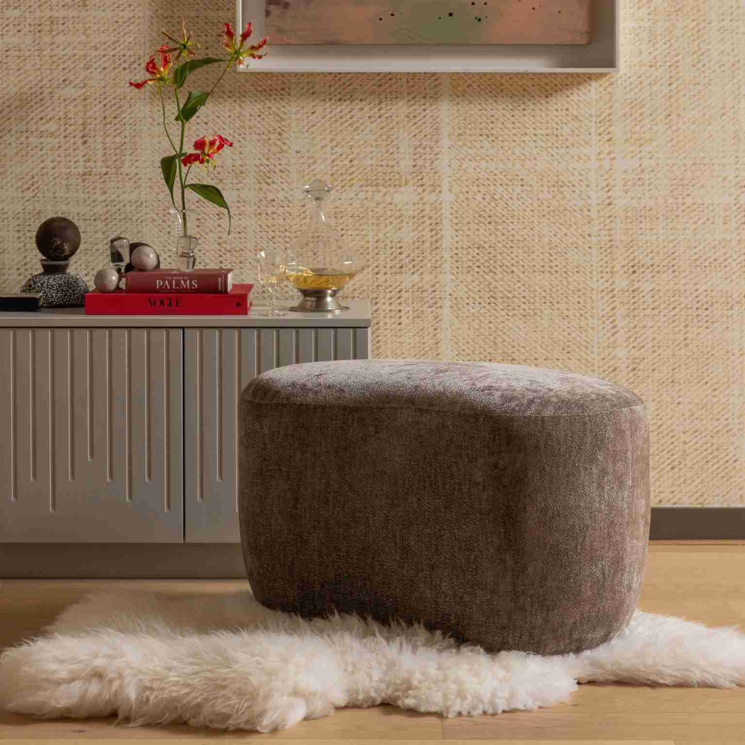 WOOOD Organische Poef 'Popular' Chenille, kleur Taupe