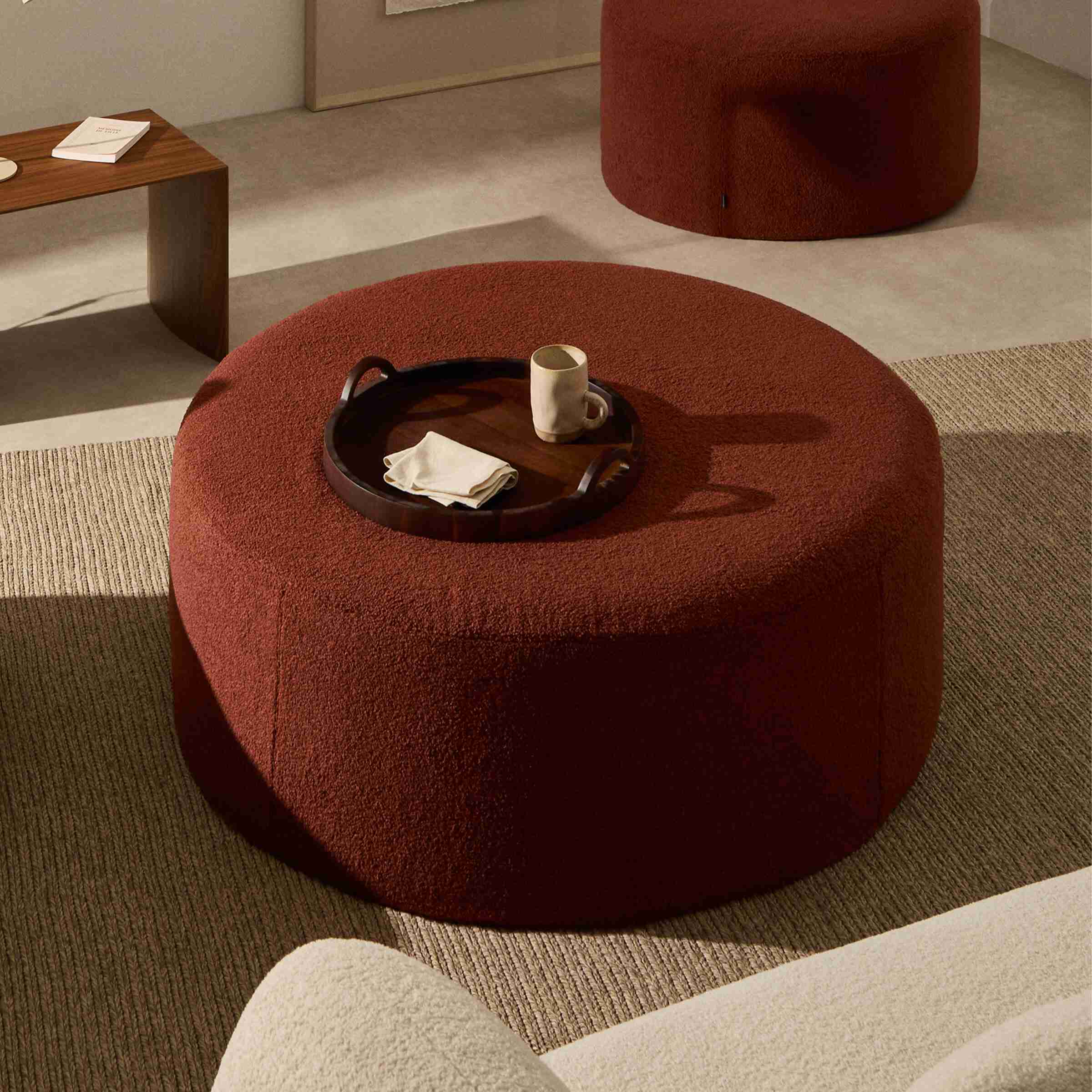 Kave Home Poef 'Kaeli' Bouclé, 90cm, kleur Terracotta
