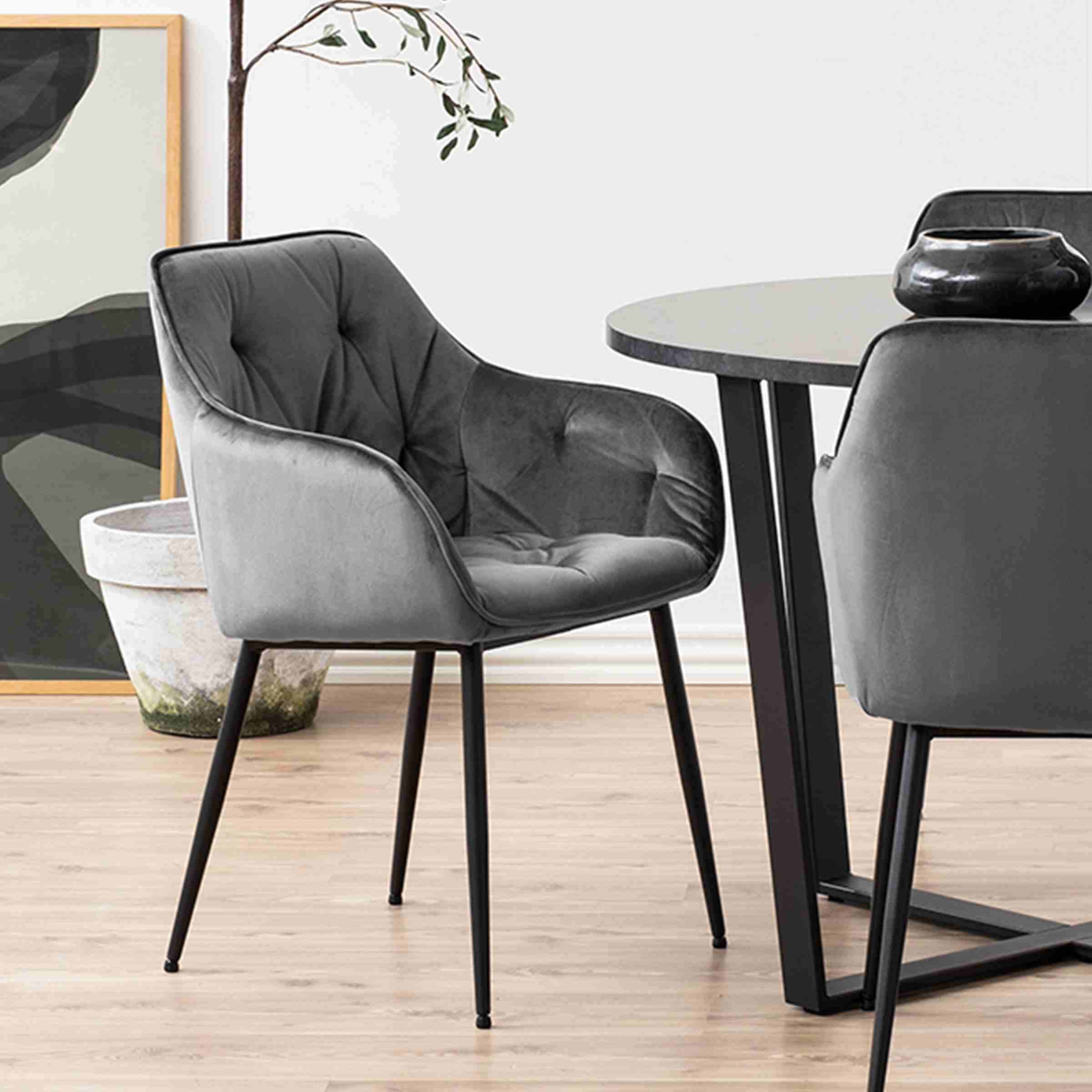 Bendt Eetkamerstoel 'Loren' Velvet, kleur Dark Grey