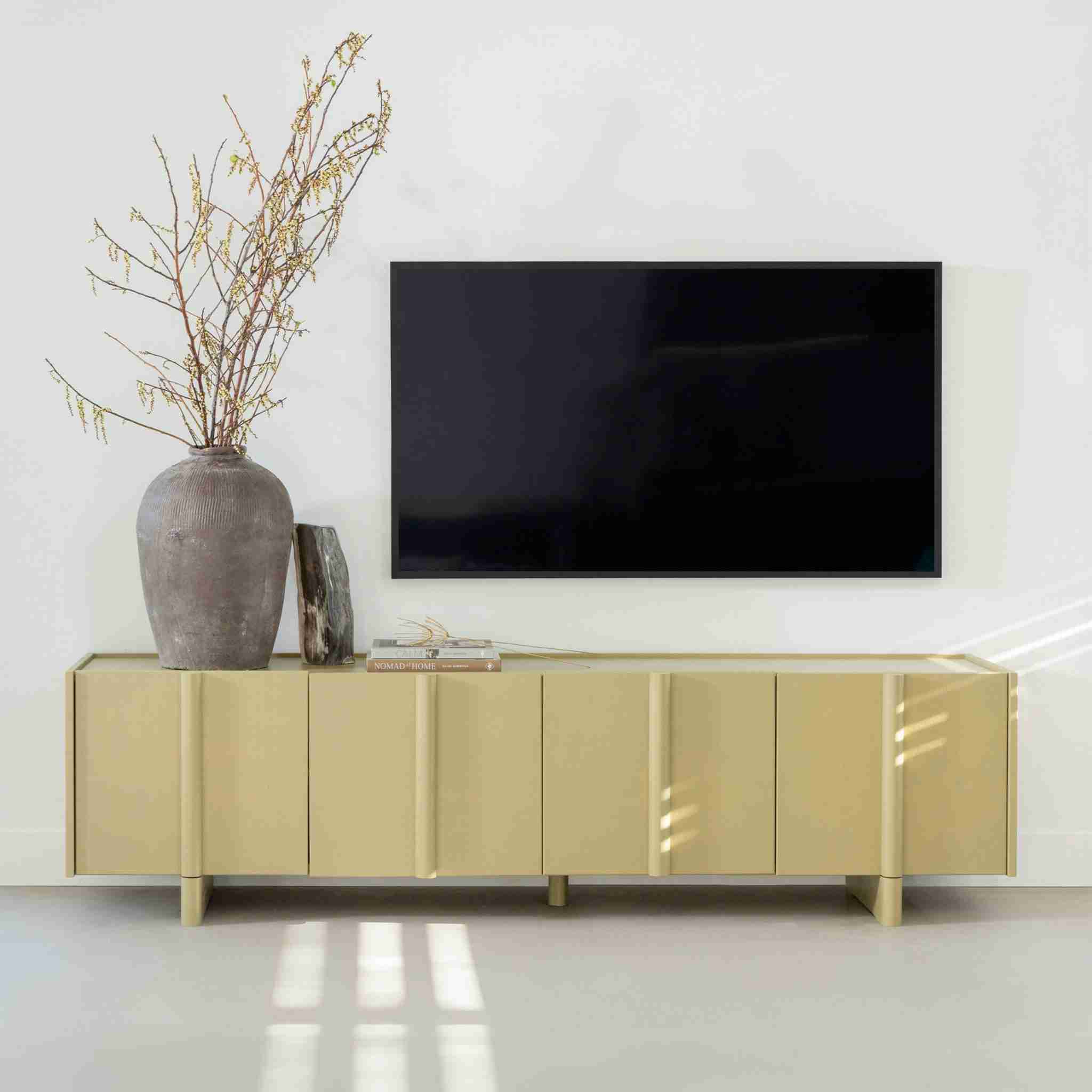 WOOOD TV-meubel 'Basu' Grenen, 200cm, kleur Moss