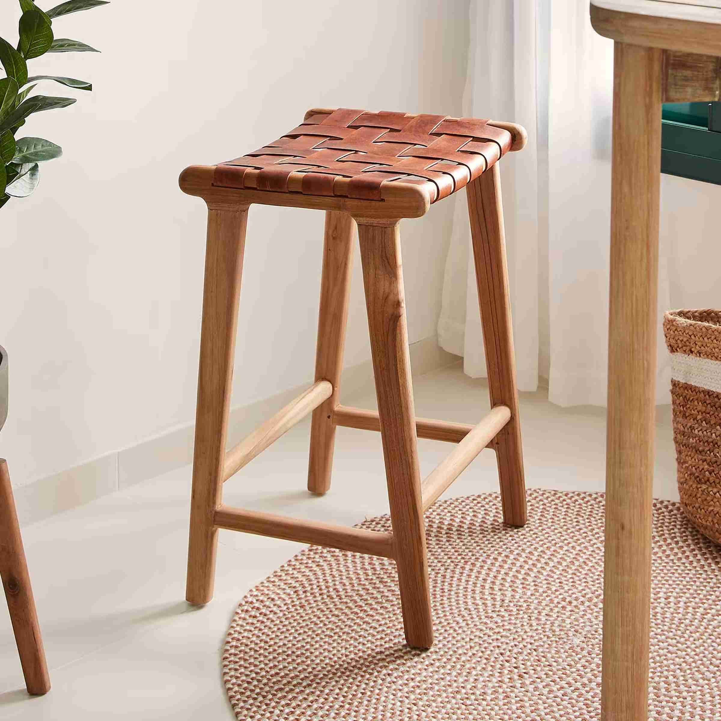 Kave Home Barkruk 'Calixta' kleur Bruin (zithoogte 67cm)