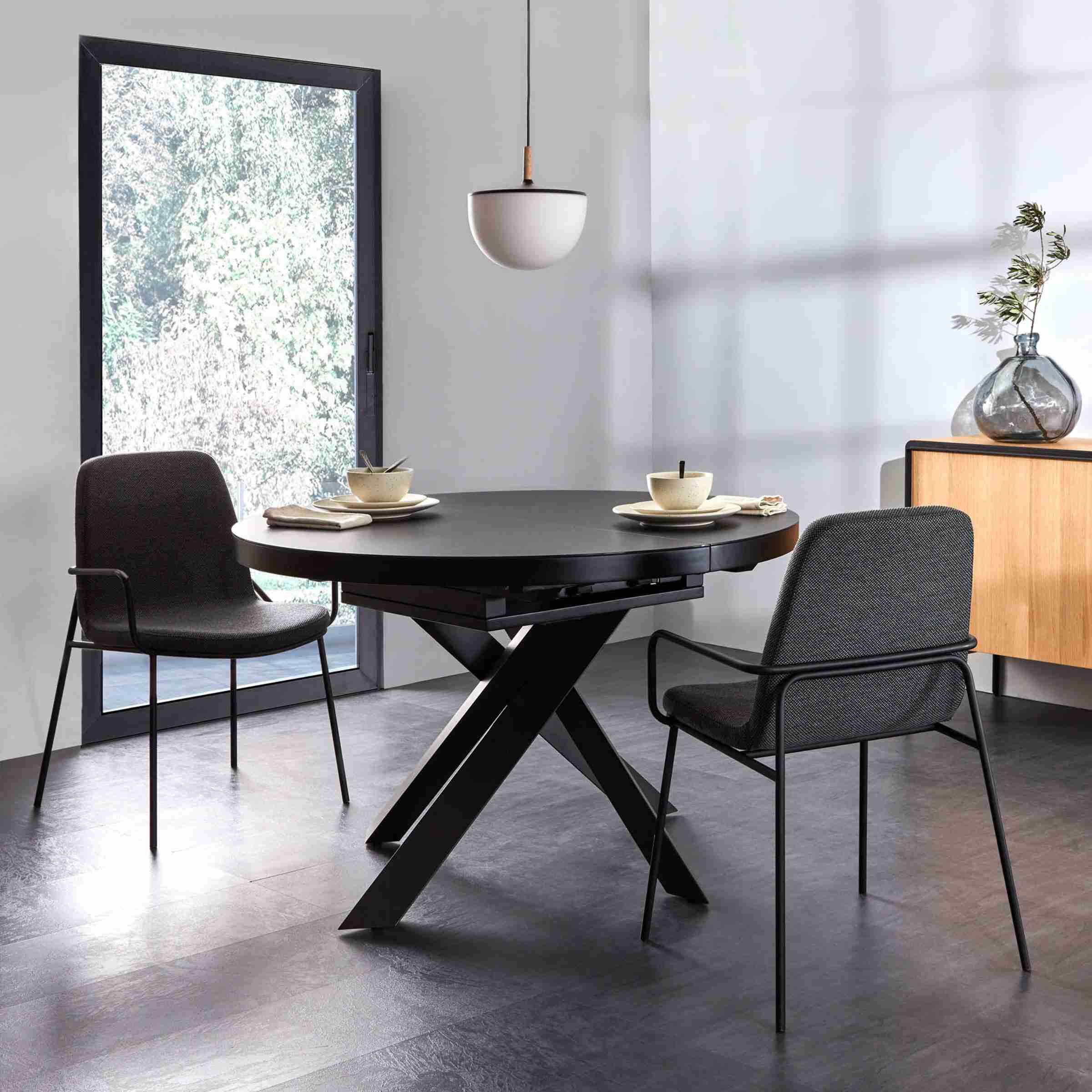 Kave Home Uitschuifbare Ronde Eettafel 'Vashti' 120-160 x 120cm, kleur zwart