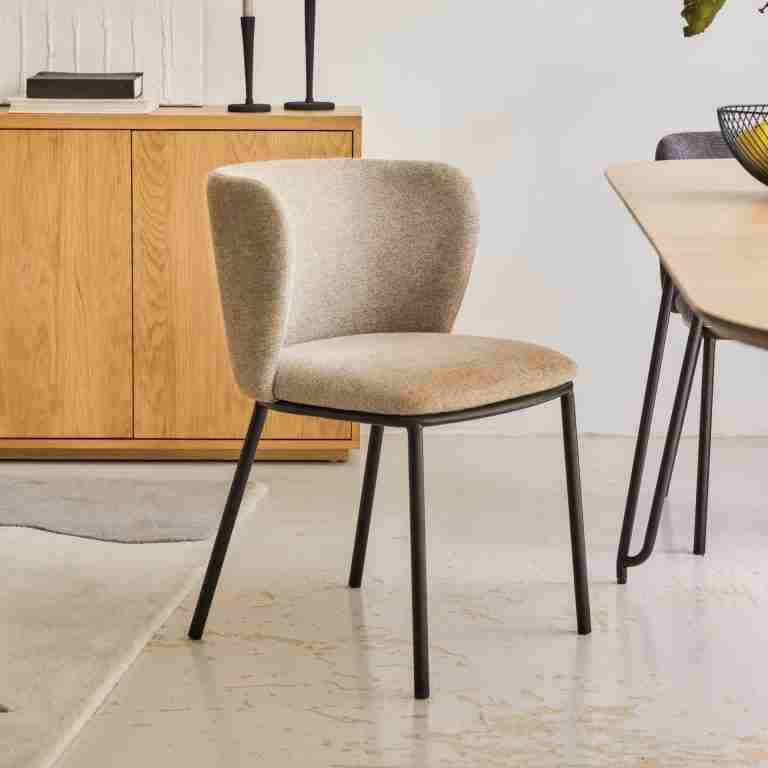 Kave Home Eetkamerstoel 'Ciselia' Chenille, kleur Lichtbruin