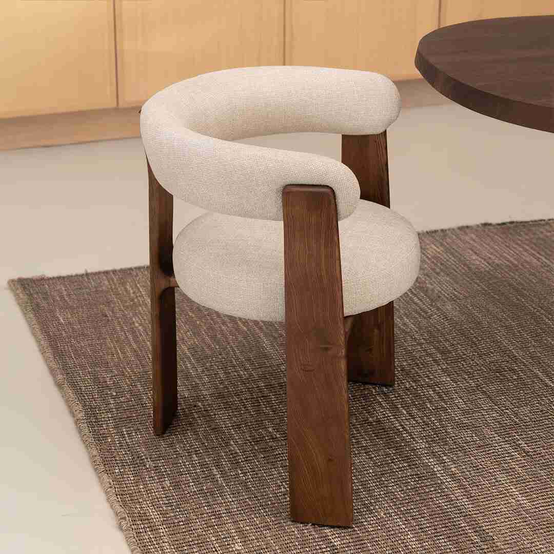 Kave Home Eetkamerstoel 'Granite' Chenille en essenhout, kleur Beige/Bruin
