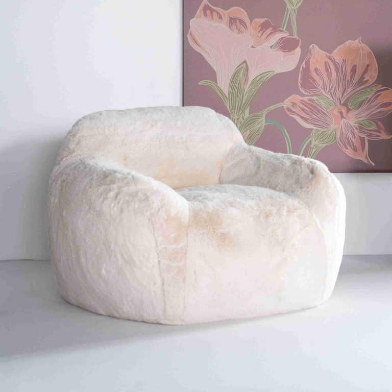 By-Boo Fauteuil 'Hug' Fluffy, kleur Beige
