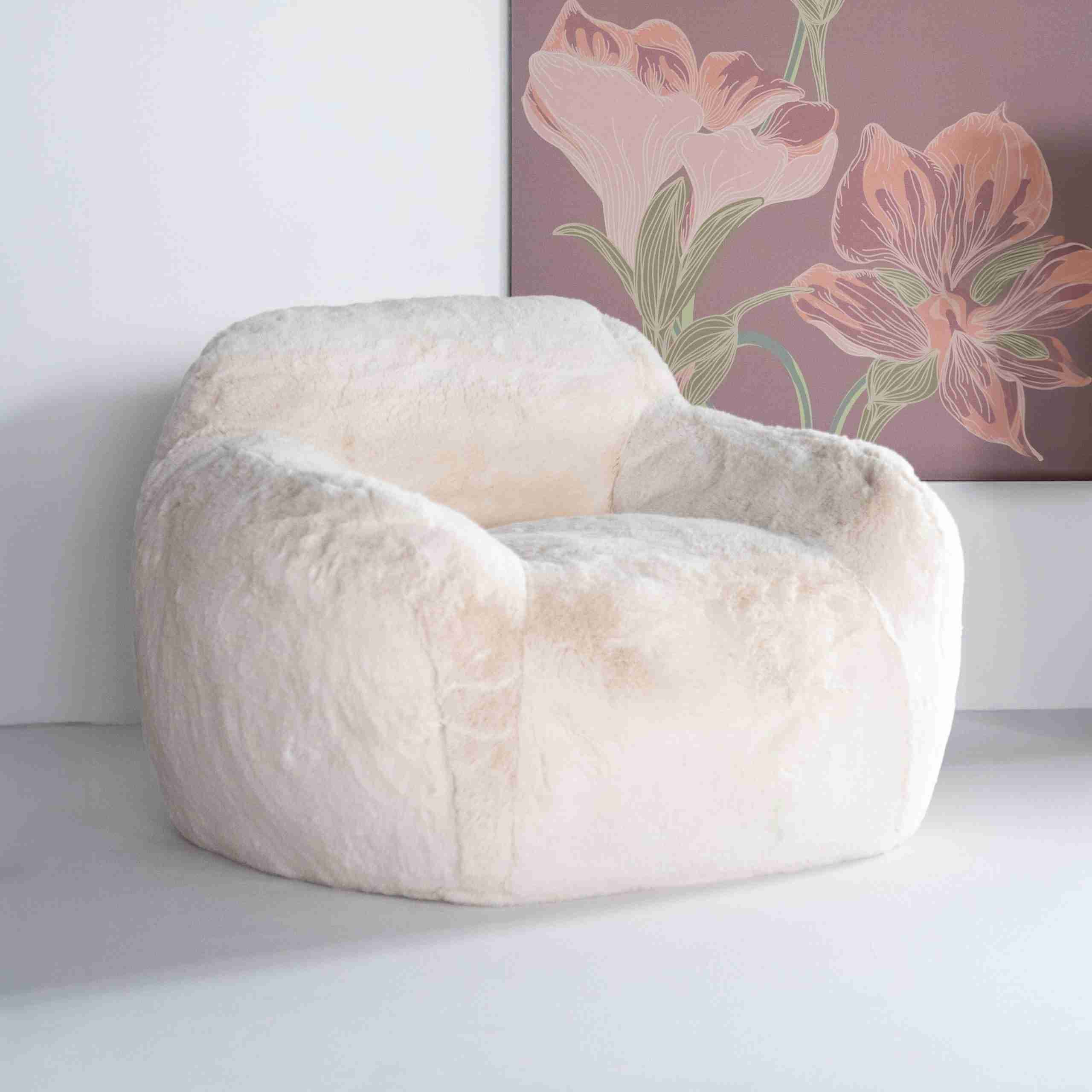 By-Boo Fauteuil 'Hug' Fluffy, kleur Beige