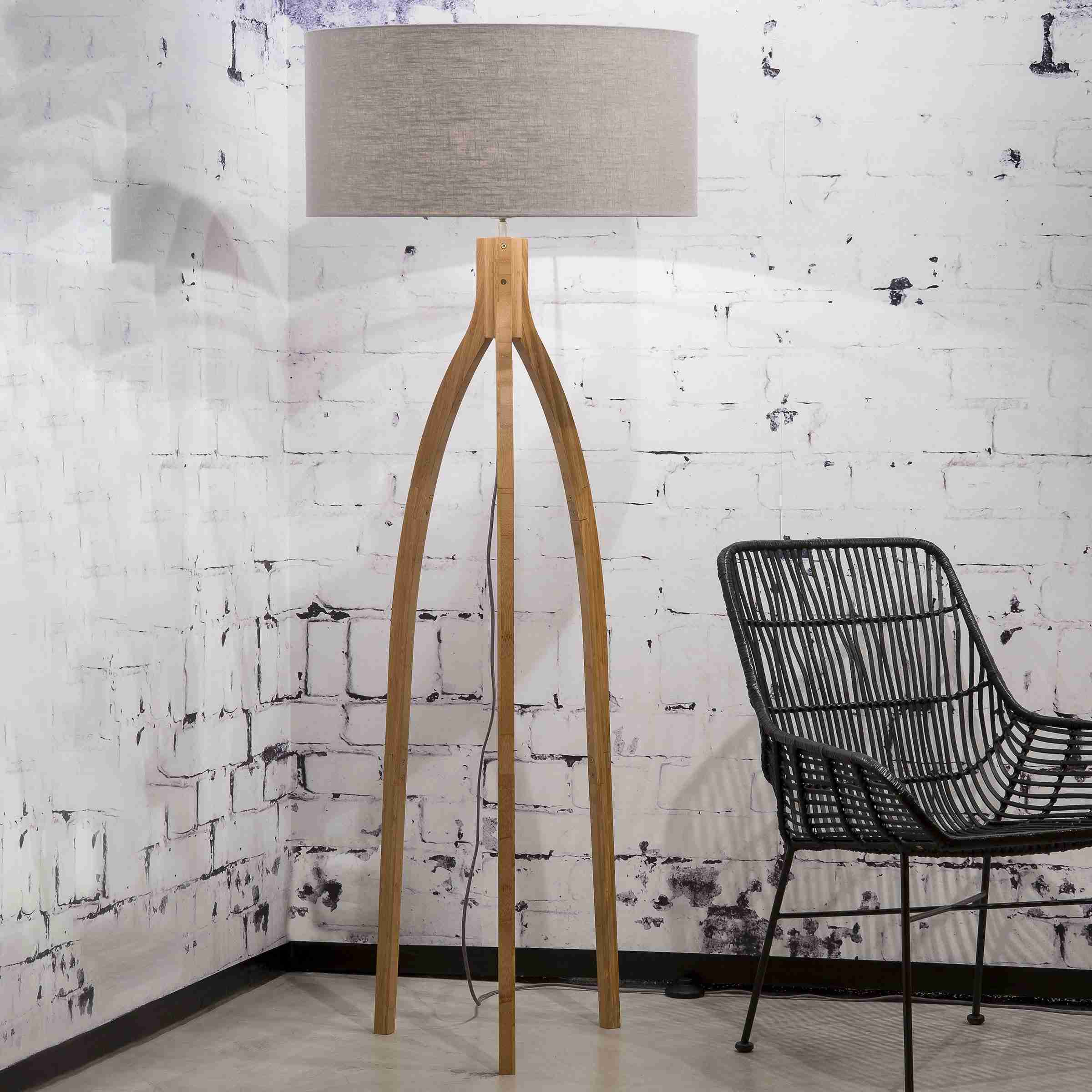 Good&Mojo Vloerlamp 'Annapurna' Bamboe en Eco linnen, kleur Lichtgrijs