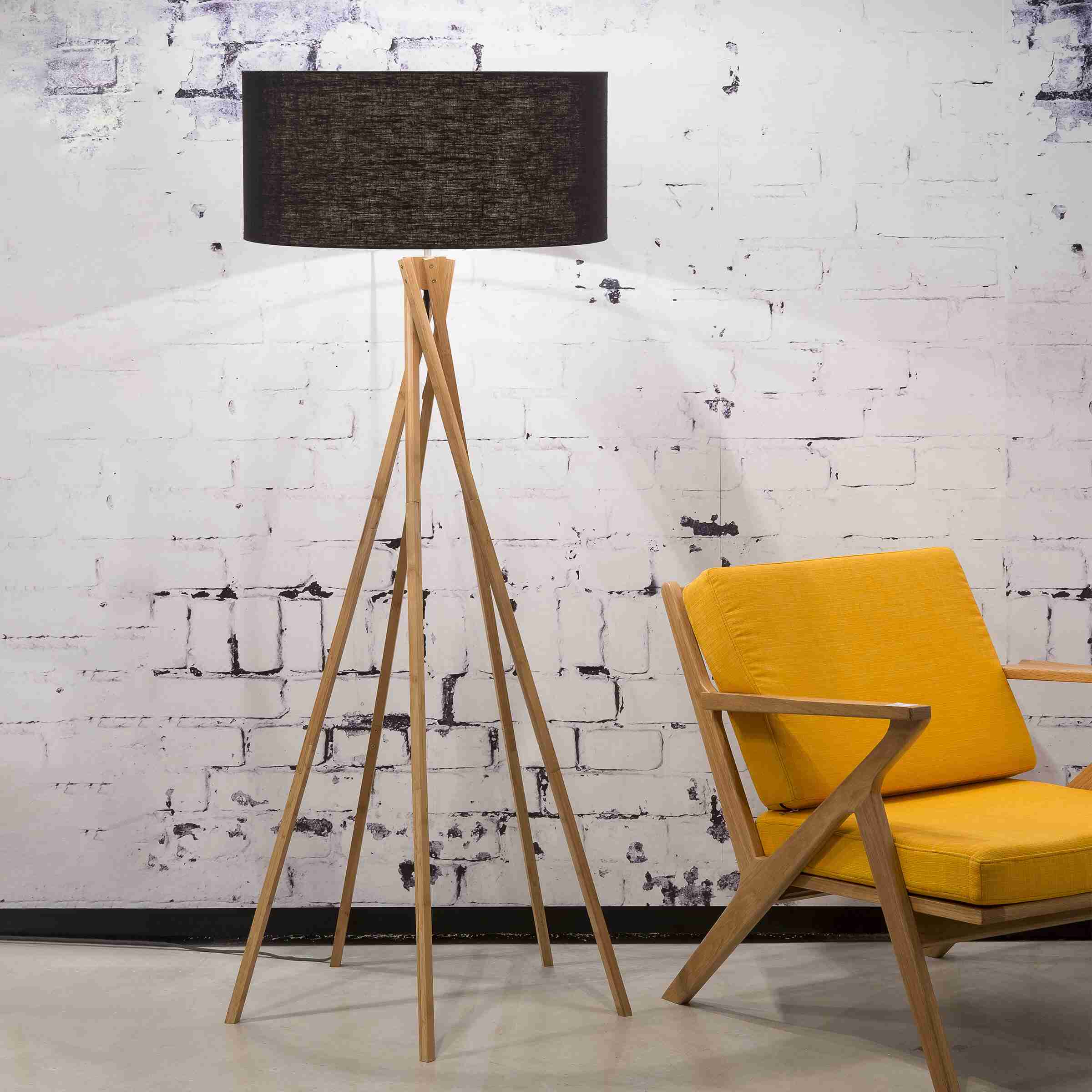 Good&Mojo Vloerlamp 'Kilimanjaro' Bamboe en Eco linnen, kleur Zwart