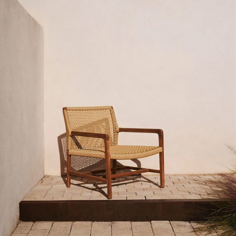 Kave Home Fauteuil 'Sabolla' Teakhout, kleur Naturel