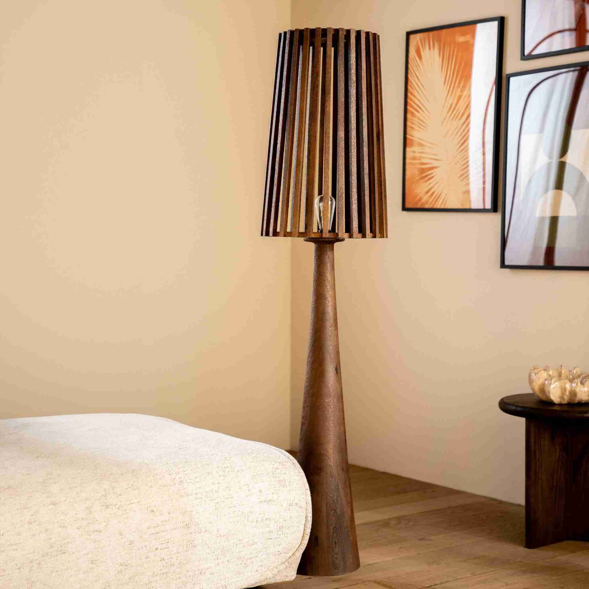 By-Boo Vloerlamp 'Guard' Mangohout, 162cm hoog, kleur Bruin