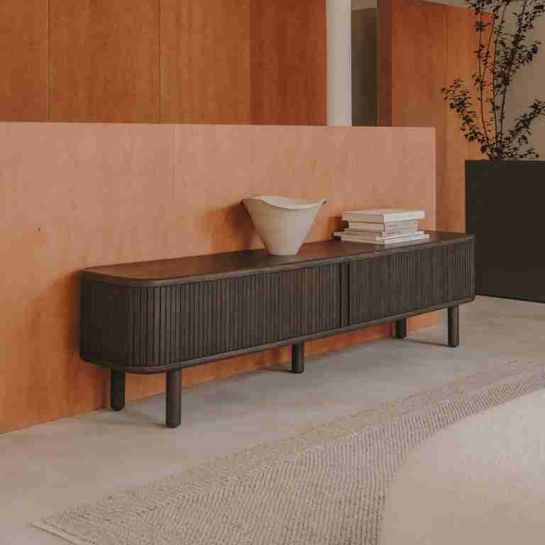 Kave Home TV-meubel 'Mailen' Essenhout, 200cm, kleur Donkerbruin