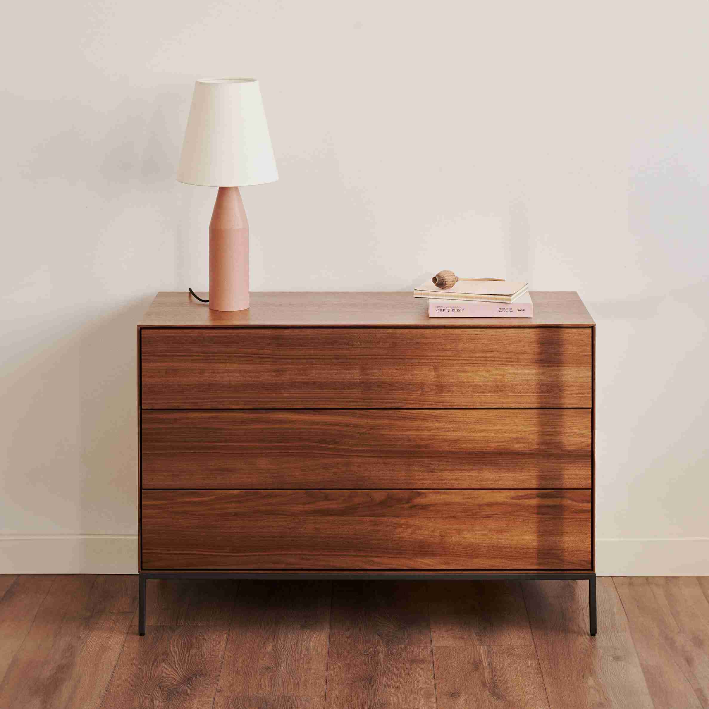 Kave Home Ladekast 'Vedrana' Walnoot, 75 x 110cm