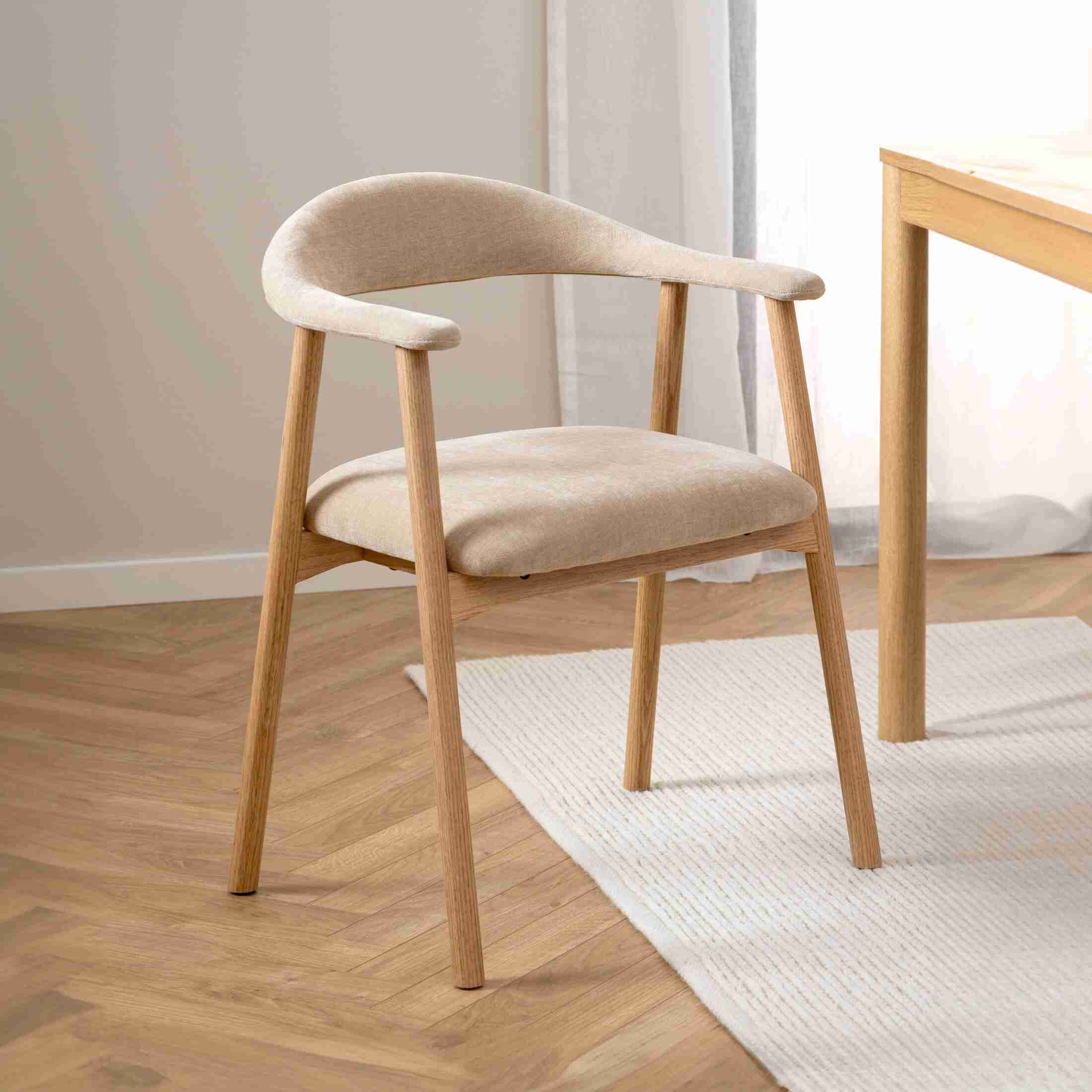 Bendt Eetkamerstoel Gerado Eikenhout en chenille - Beige - Japandi