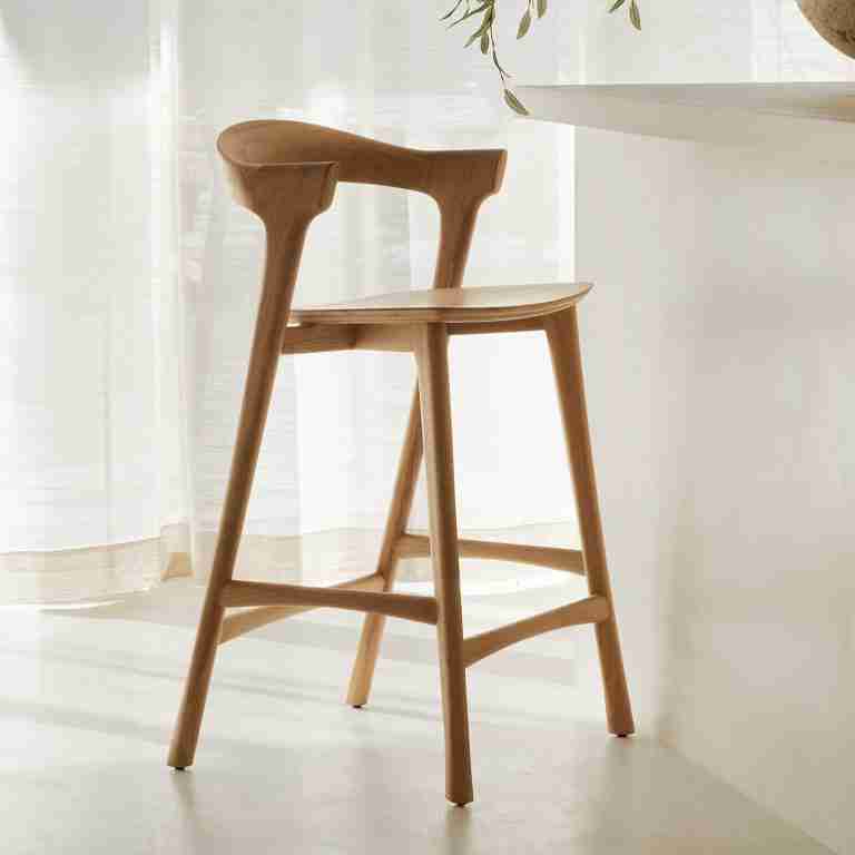 Ethnicraft Barstoel Bok Geolied Eikenhout - Naturel (zithoogte 67cm)