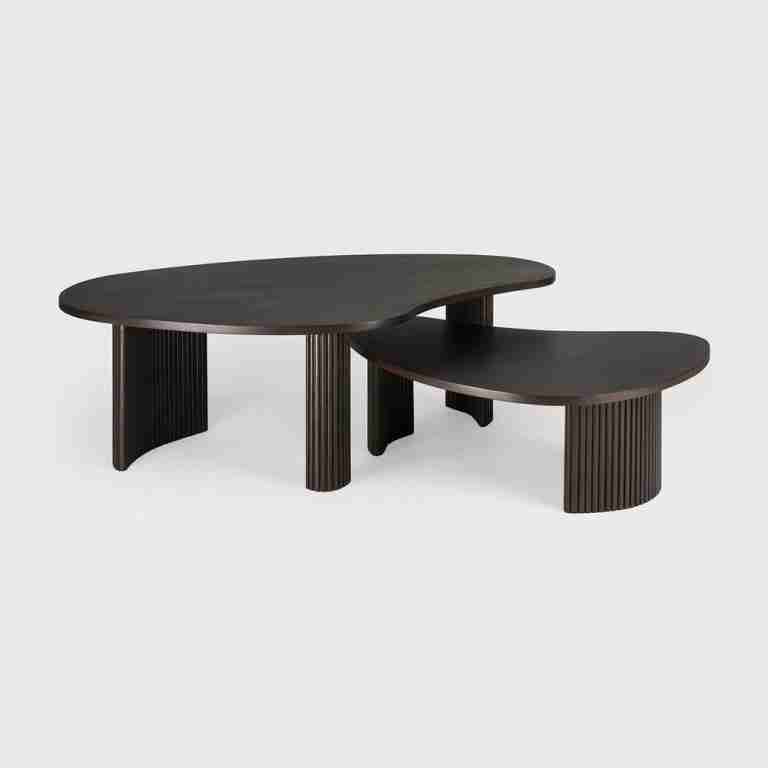 Ethnicraft Organische Salontafel Boomerang Mahoniehout, set van 2 stuks - Donkerbruin