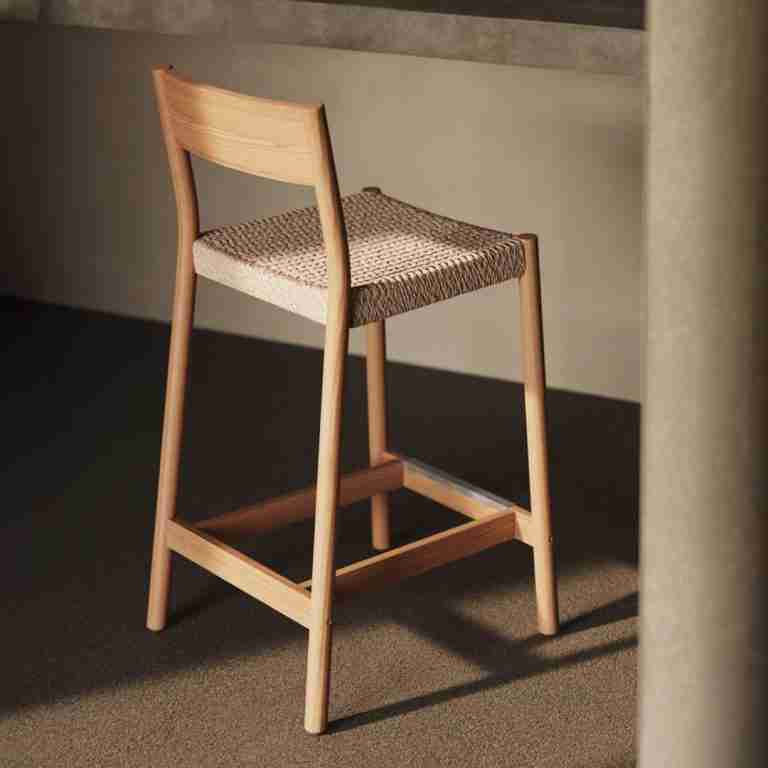 Kave Home Barkruk Yalia Eikenhout - Naturel (zithoogte 65cm)