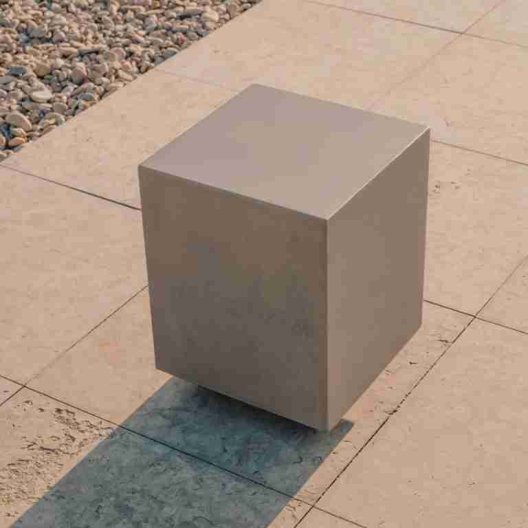Kave Home Bijzettafel Rustella Cement, 35 x 35cm - Grijs - Vierkant