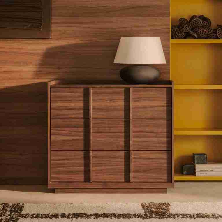 Kave Home Ladekast Onix Notenfineer, 78 x 100cm - Bruin - Japandi