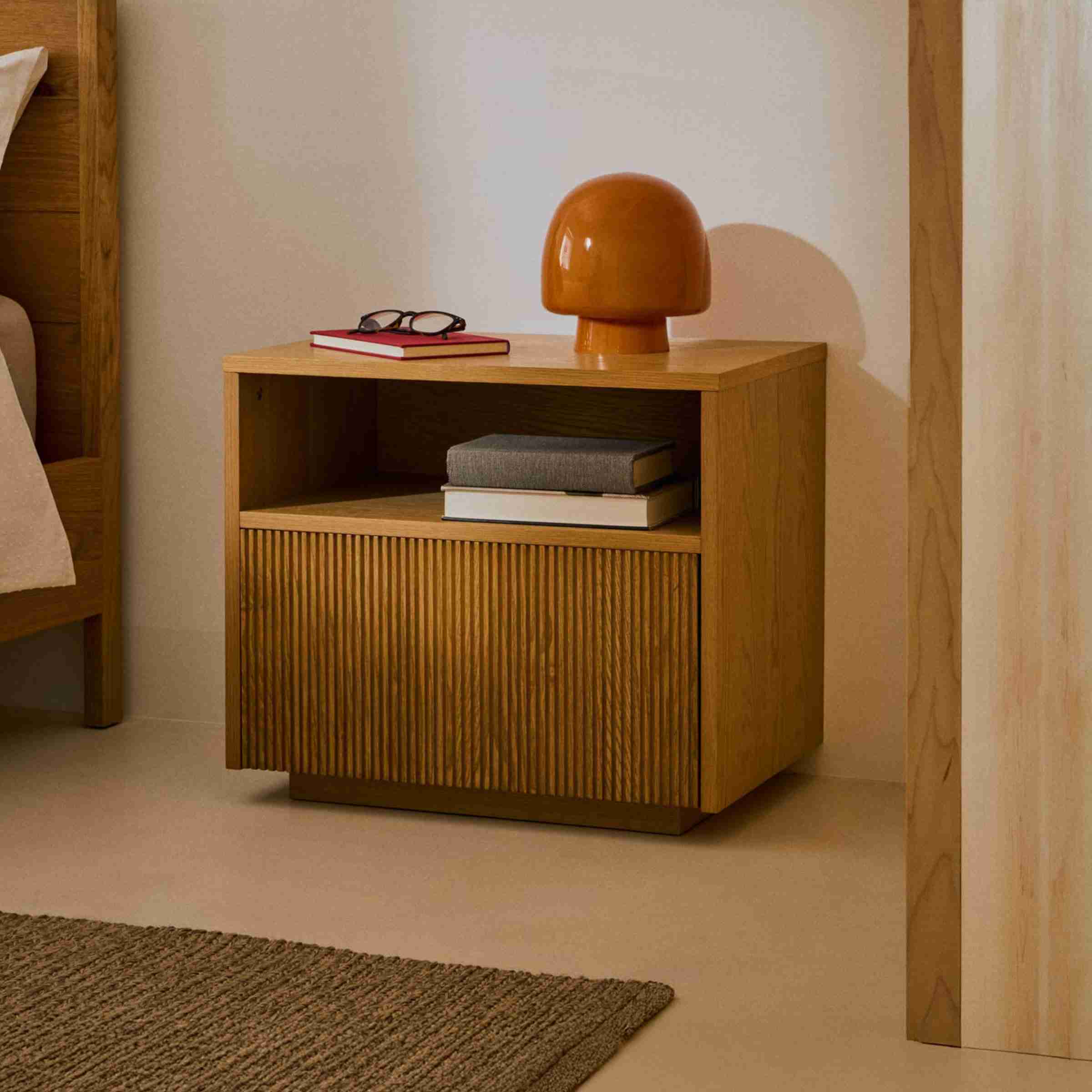 Kave Home Nachtkastje Helvine Eiken, 52 x 60cm - Bruin,Hout,Naturel - Japandi