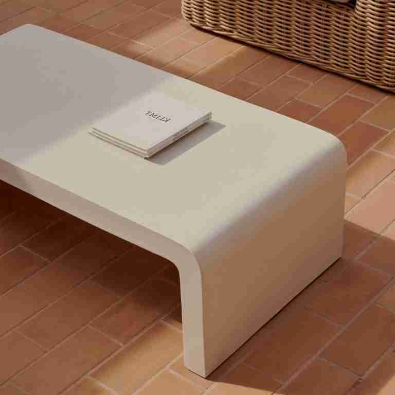 Kave Home Salontafel Aiguablava Cement, 135 x 65cm - Wit