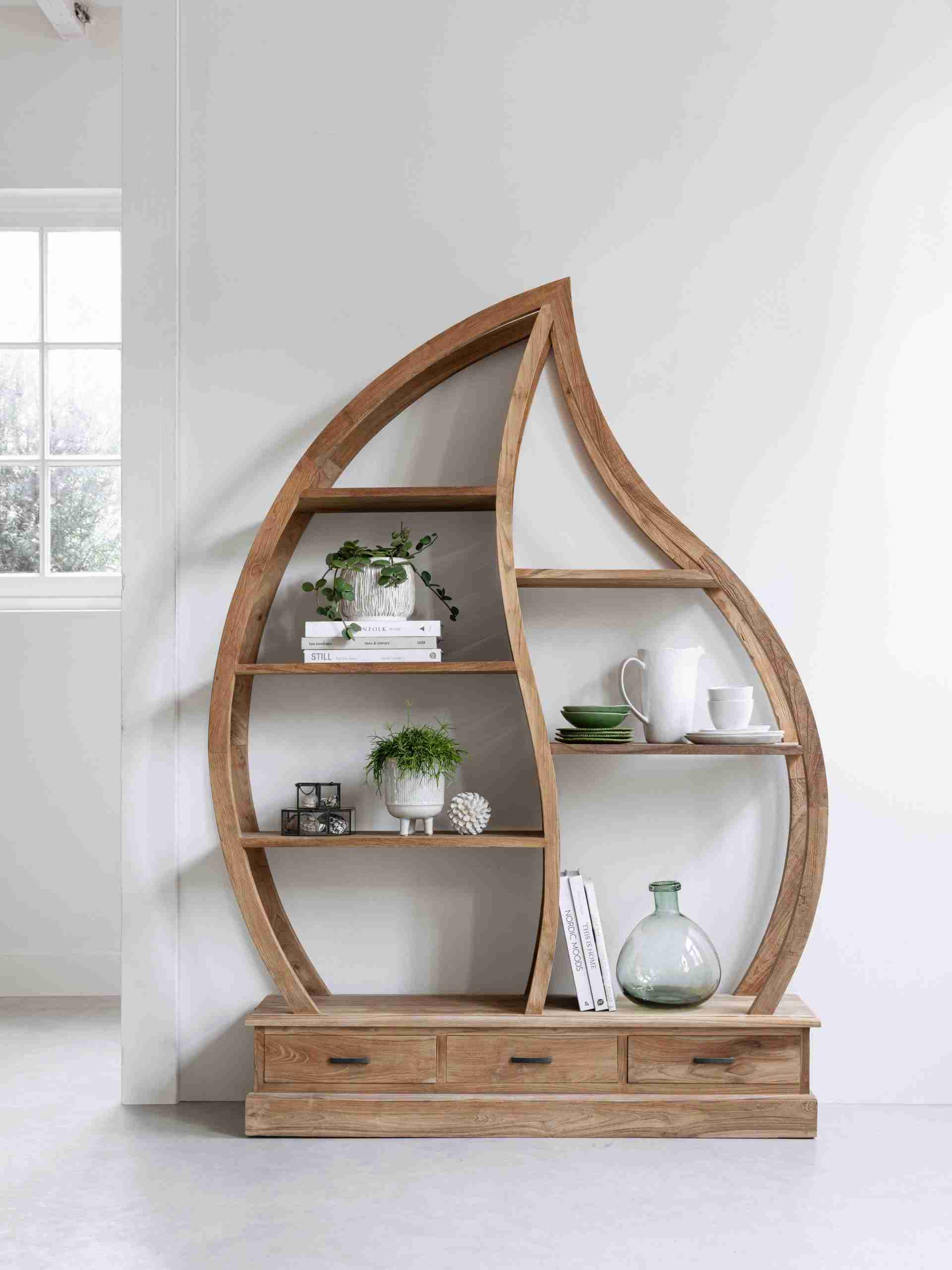 MUST Living Boekenkast Drop Teakhout, 132 x 185cm - Bruin