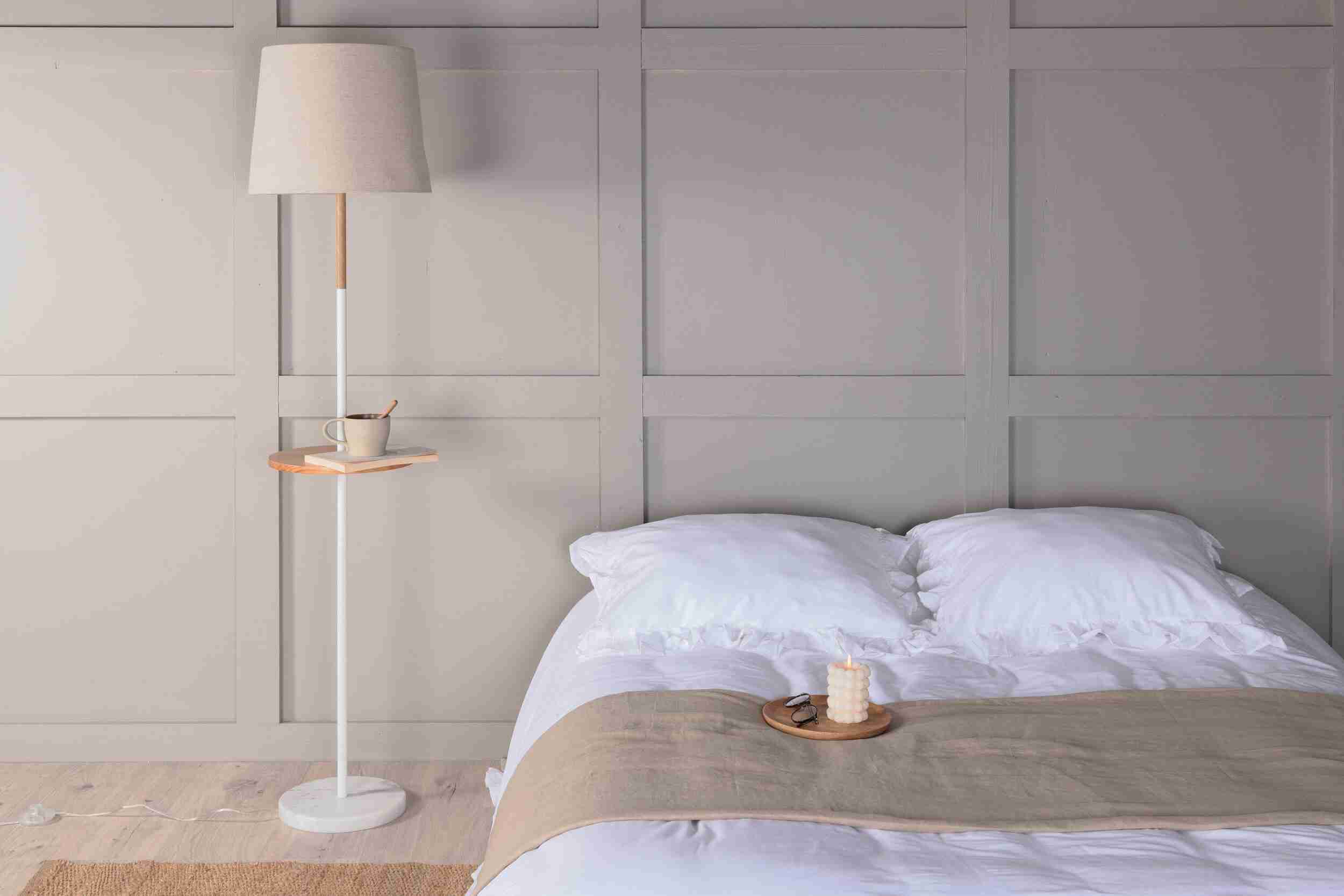 Nohr Vloerlamp Ama Met plankje, Linnenlook, 165cm - WIT