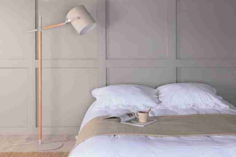 Nohr Vloerlamp Kewanna 156cm, Linnenlook en hout - Beige