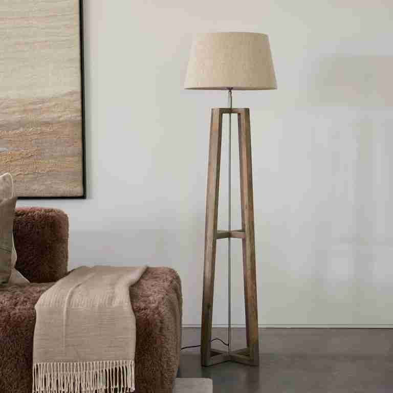 Rivièra Maison Vloerlamp Royalton Mangohout, 134cm (excl. kap) - Naturel