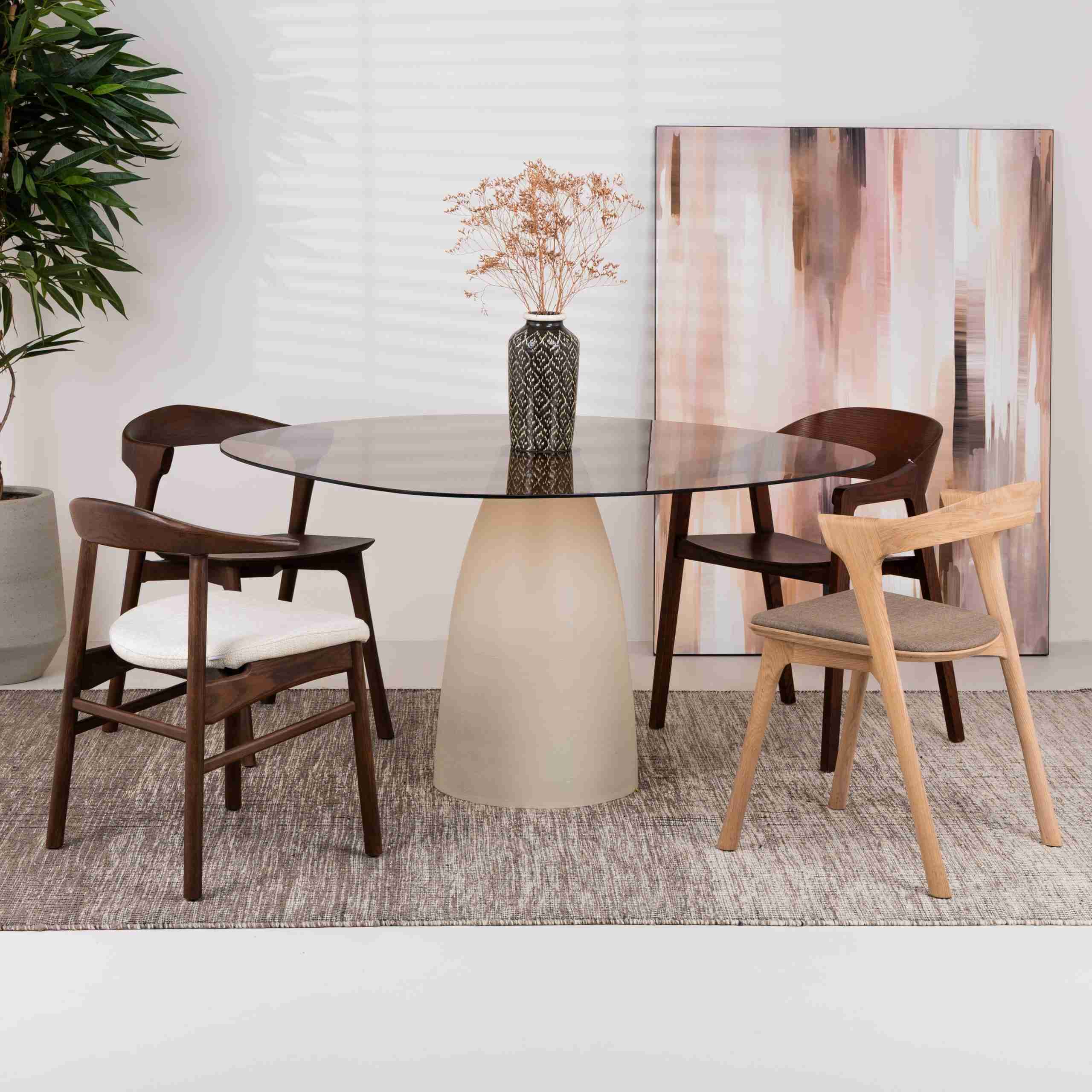 Sohome Organische Eettafel Jacky Glas en betonlook, 140 x 120 cm - Beige