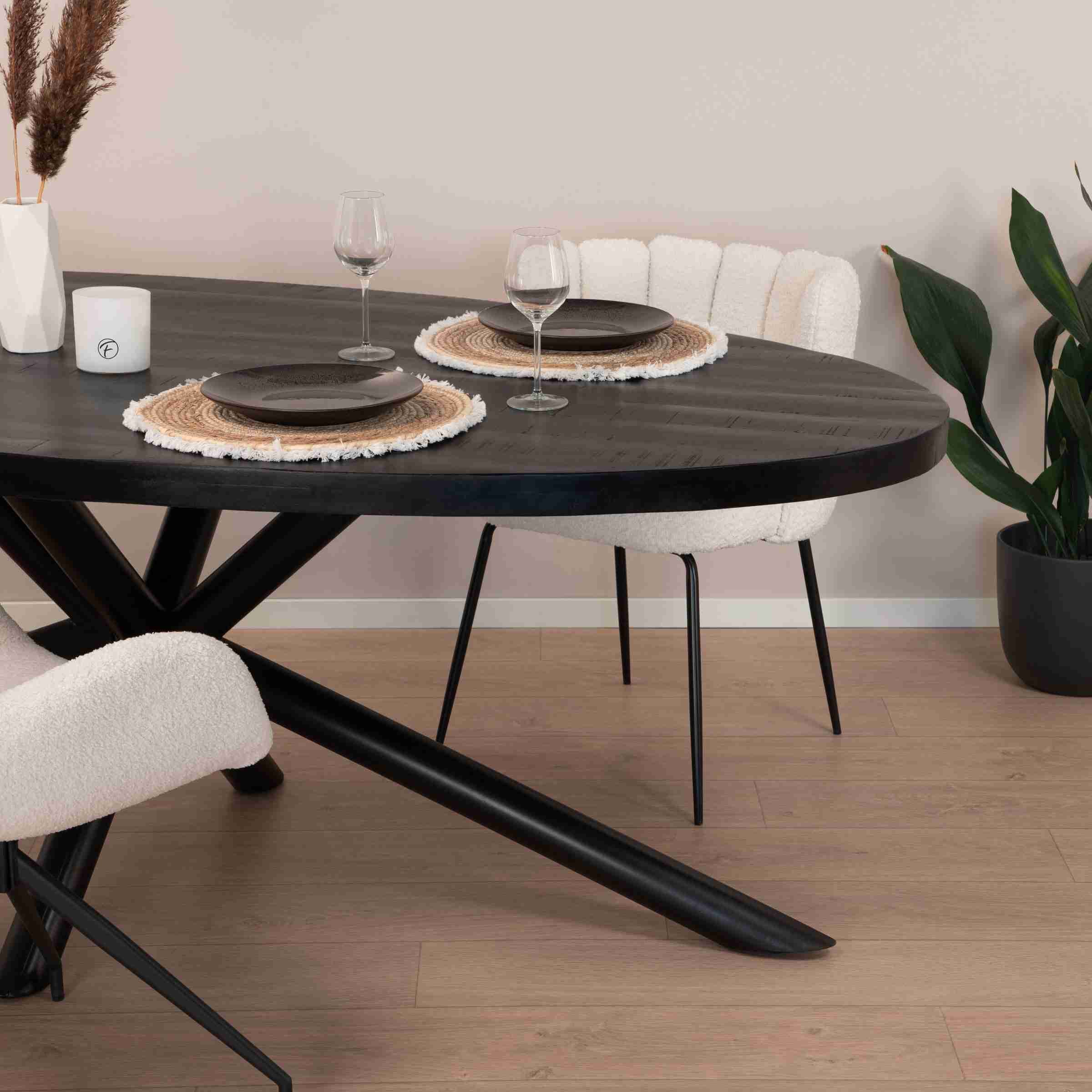 Sohome Ovale Eettafel Joshua Mangohout, 220 x 110cm - Zwart - Ovaal
