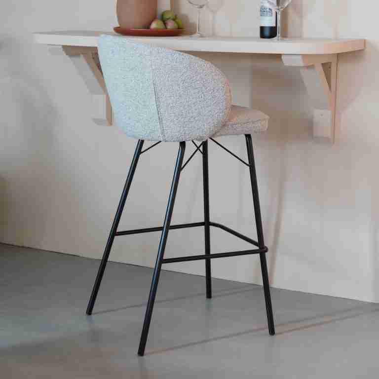 ZILT Barkruk Jacquelyne Bouclé - Beige (zithoogte 75cm)