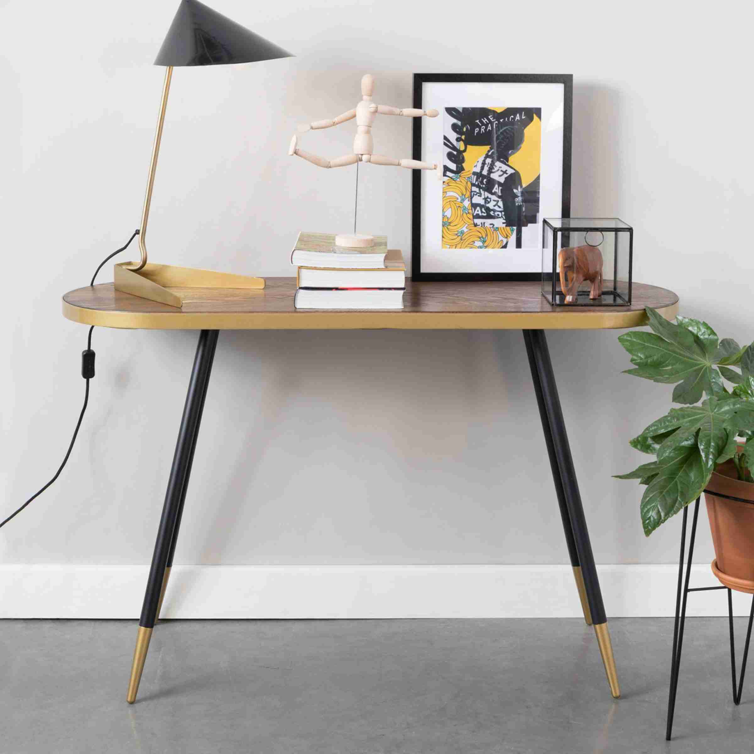 ZILT Sidetable Gert Walnoot, 121cm - Bruin