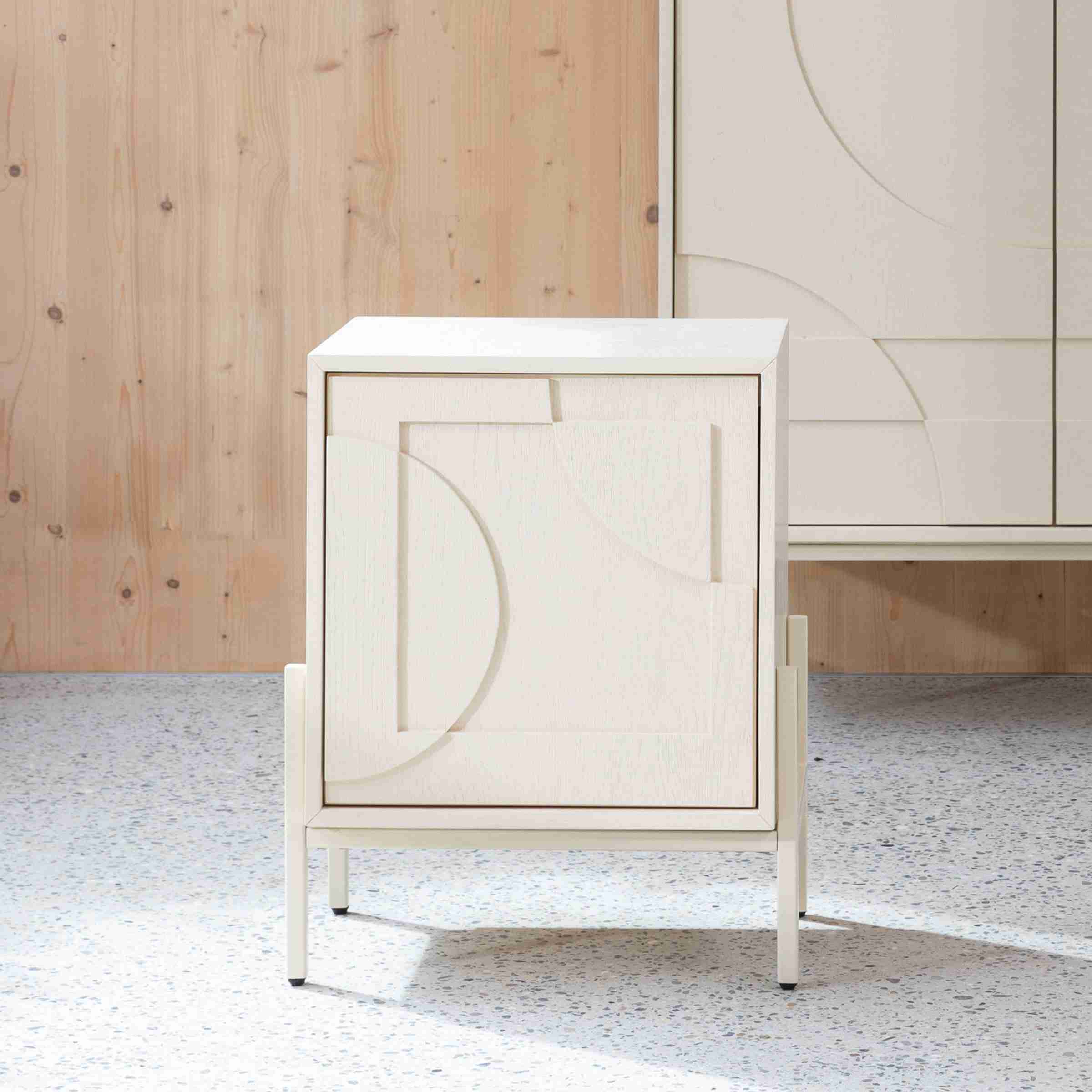 Zuiver Nachtkastje Faces Eikenhout, 45 x 35cm - Beige