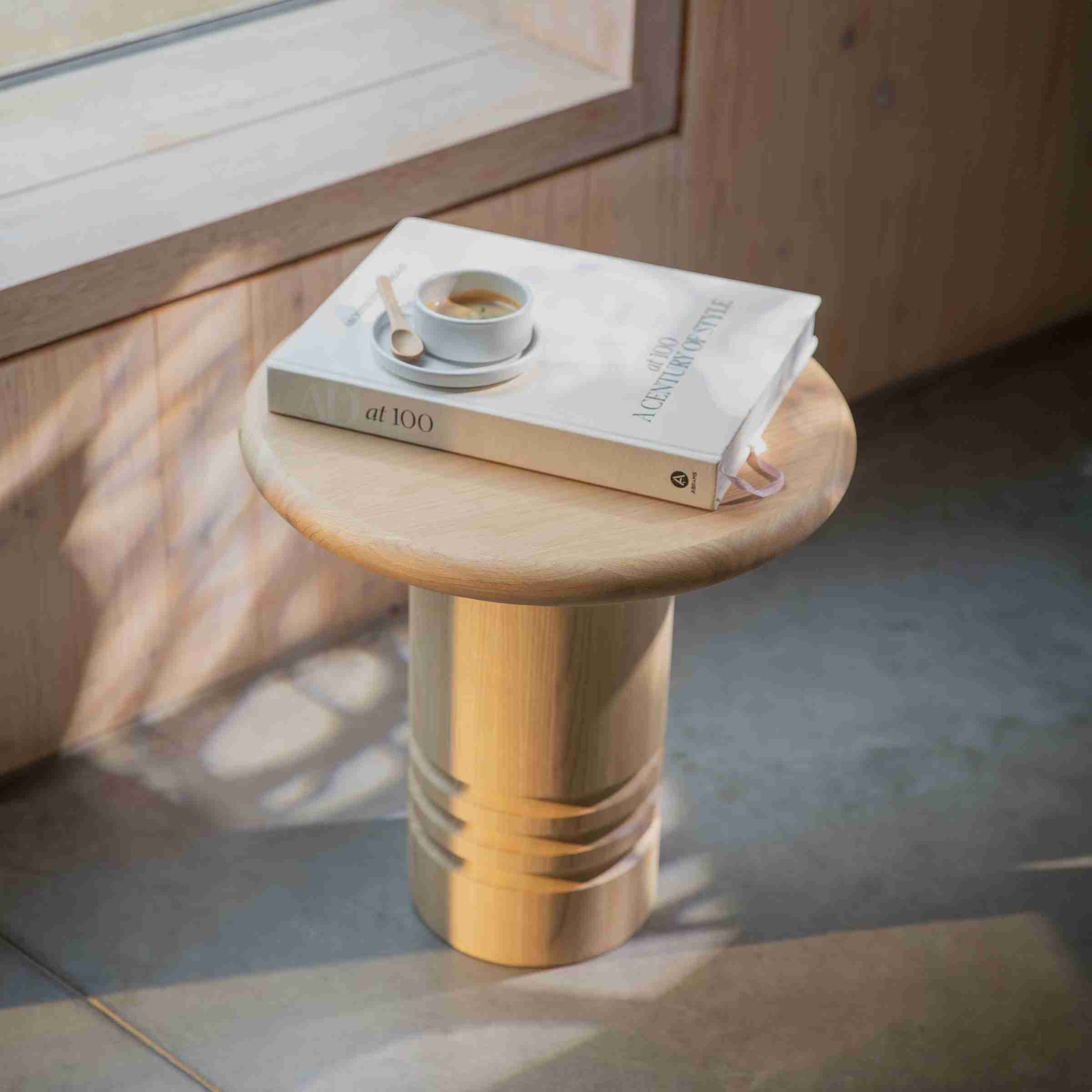 Zuiver Ronde Bijzettafel Chunk Eiken, 45cm - Naturel